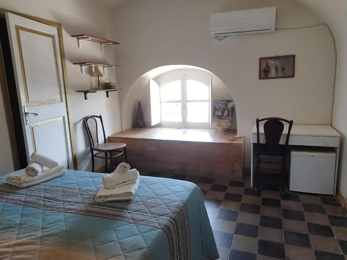 Gasthof B&B Rosita Patti Italien