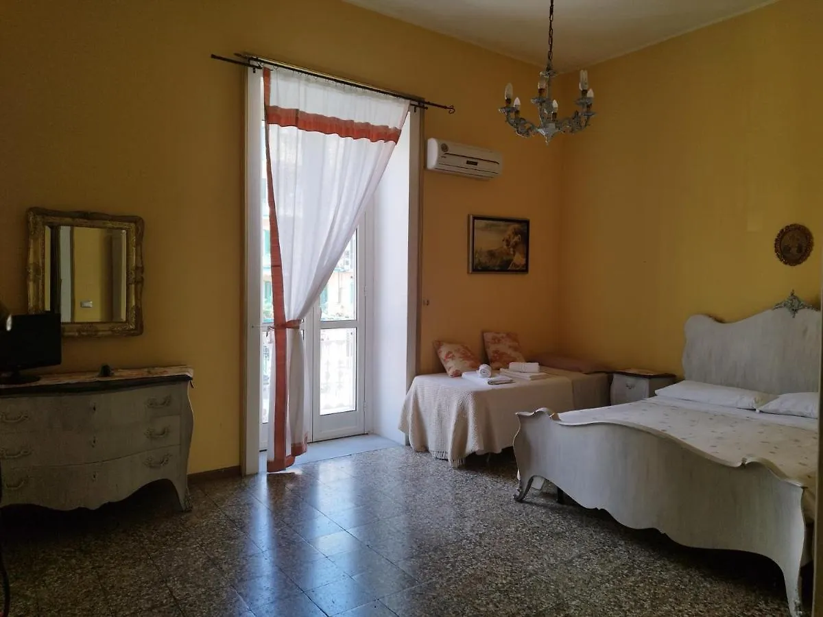 B&B Rosita Patti 0*,  Italien